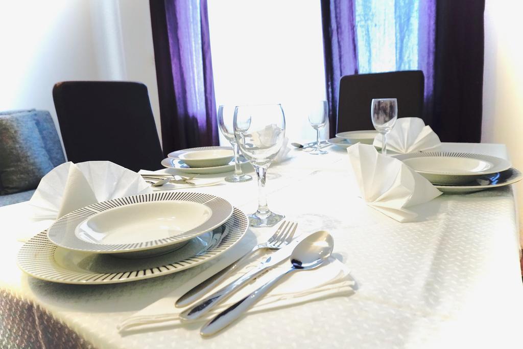 House Mariposa Hotel โตรกีร์ ภายนอก รูปภาพ