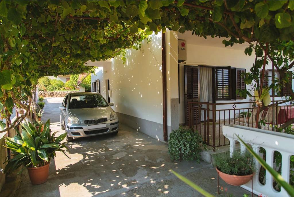 House Mariposa Hotel โตรกีร์ ภายนอก รูปภาพ