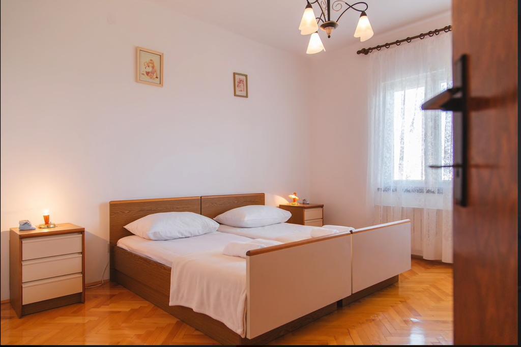 House Mariposa Hotel โตรกีร์ ภายนอก รูปภาพ