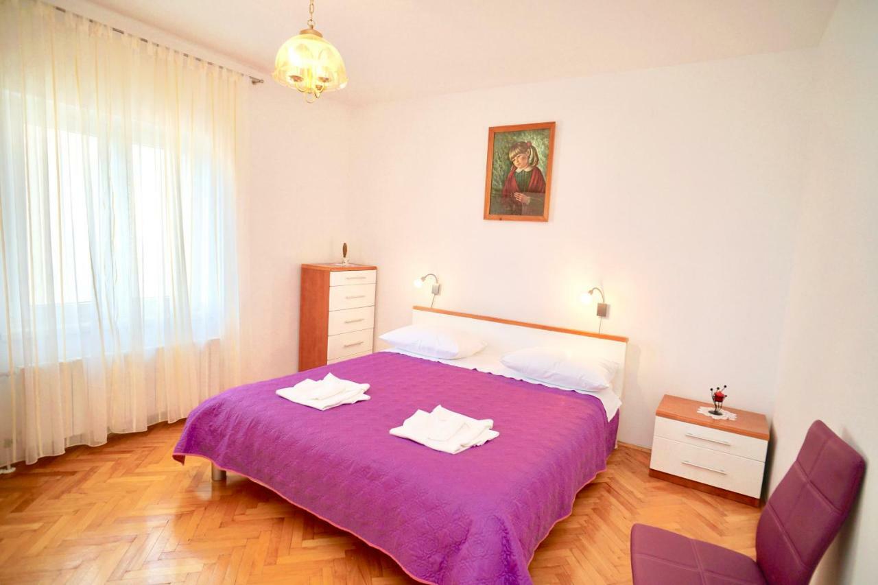 House Mariposa Hotel โตรกีร์ ภายนอก รูปภาพ