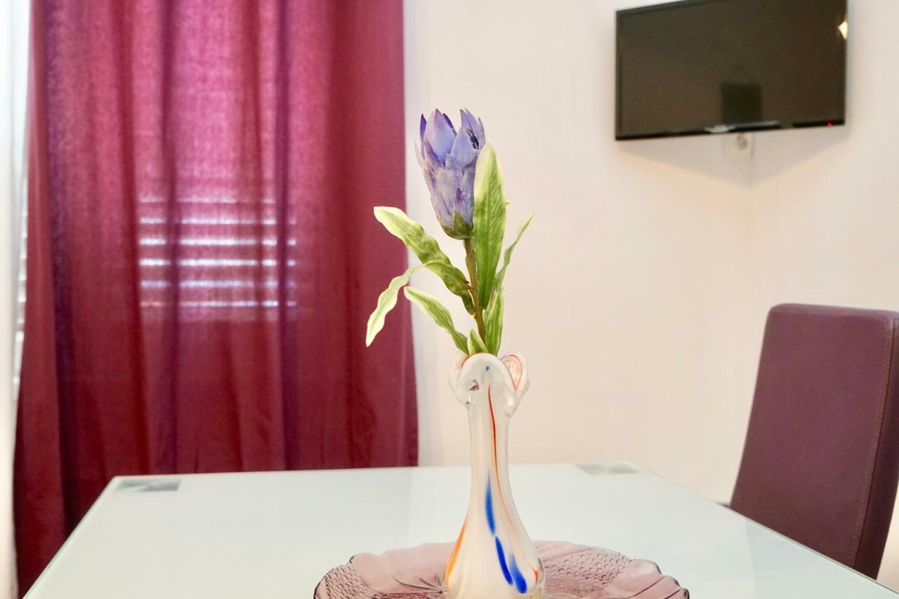 House Mariposa Hotel โตรกีร์ ภายนอก รูปภาพ